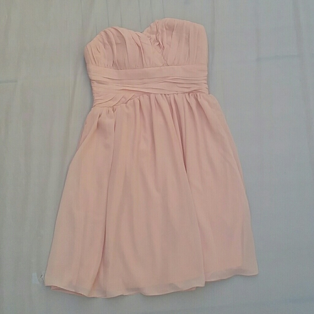 EUC peach sweetheart party dress